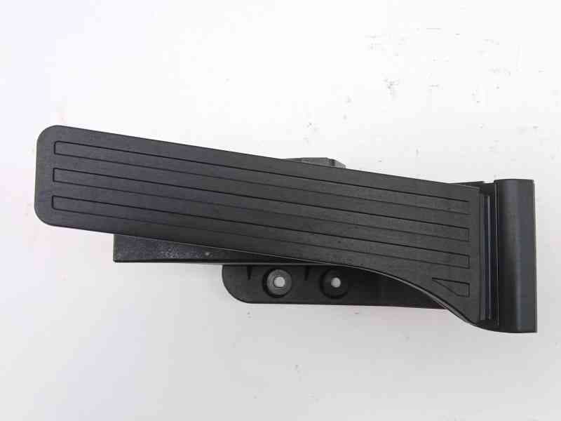 Recambio de potenciometro pedal para smart fortwo coupé (451) 1.0 (451.331, 451.380) referencia OEM IAM A4513000604 A4513000604