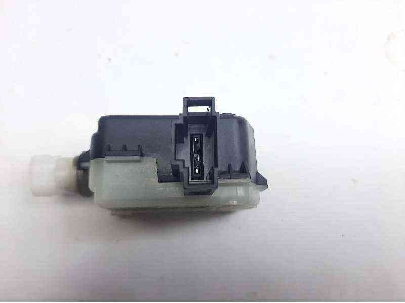 Recambio de no identificado para porsche cayenne (typ 9pa1) diesel referencia OEM IAM 7L5810773 1M0959781 - Negro