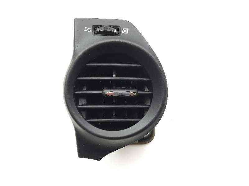 Recambio de rejilla aireadora para lexus is200 (ds2/is2) 220d referencia OEM IAM 556605304 GN7111346