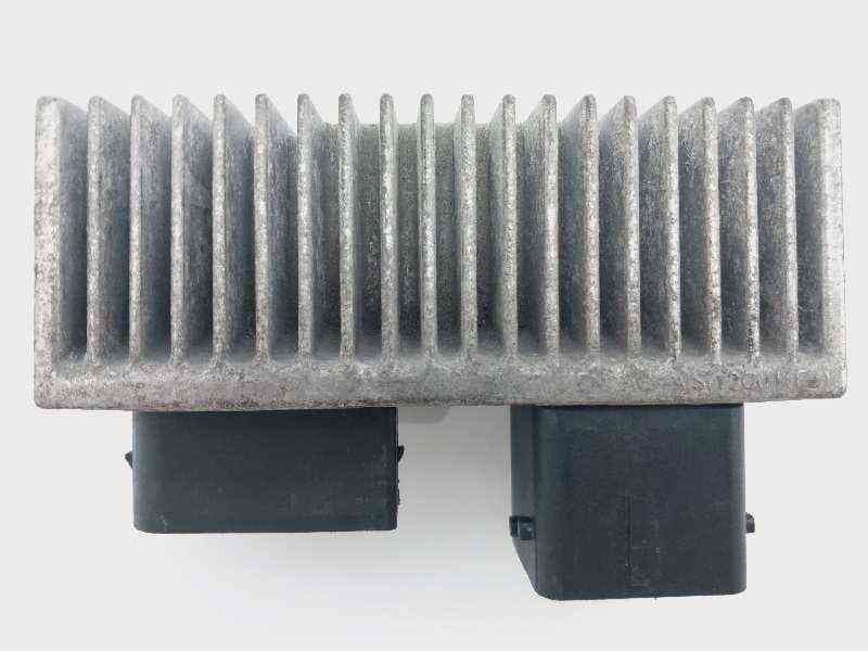 Recambio de caja precalentamiento para renault trafic furgón l1h1 2,7t referencia OEM IAM 8200558438A
