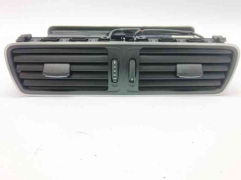 Recambio de rejilla aireadora para volkswagen passat cc 2.0 tdi 177 cv/ 130 kw referencia OEM IAM 3AB819728A