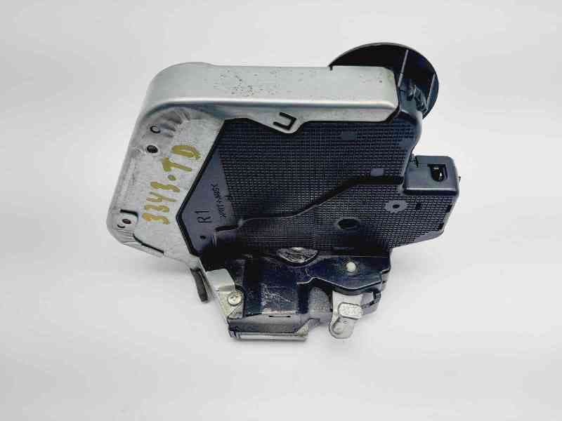 Recambio de cerradura puerta trasera derecha para lexus is200 (ds2/is2) 220d referencia OEM IAM A046693