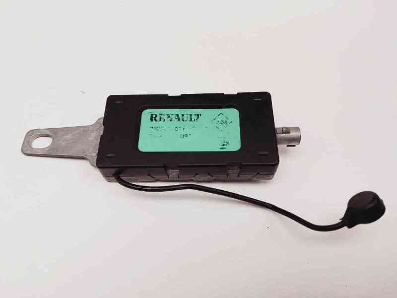 Recambio de modulo electronico para renault laguna coupe emotion plus referencia OEM IAM 282300007R RENAULT - Blanco