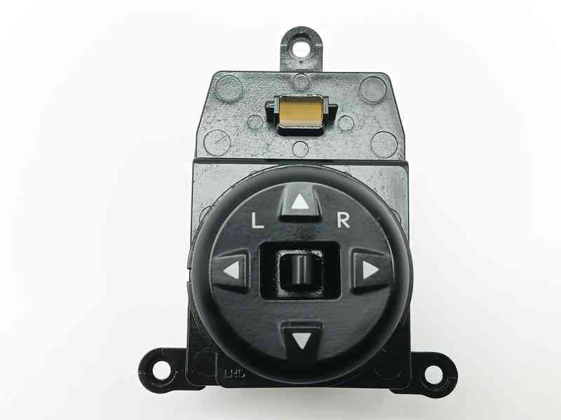 Recambio de mando retrovisor para kia rio iii (ub) 1.25 cvvt referencia OEM IAM 935301W000