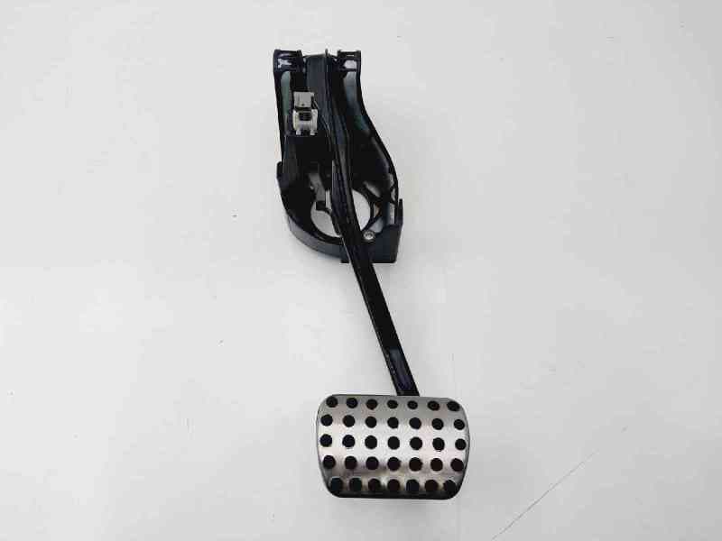 Recambio de pedal freno para mercedes-benz clase e coupe (207) 350 cdi referencia OEM IAM A2042902001 A2042902101