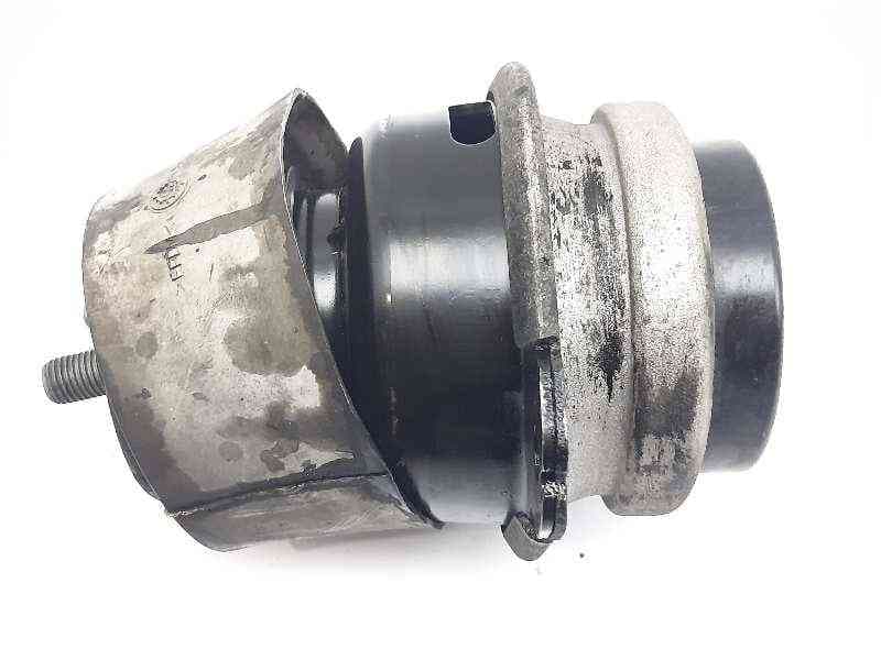 Recambio de soporte motor para volkswagen touareg (7la) tdi r5 referencia OEM IAM 7L6199131C