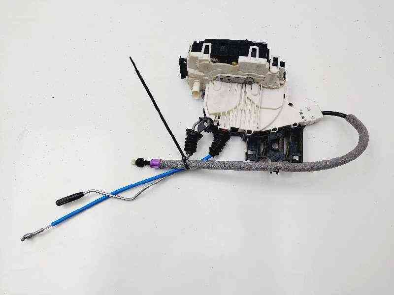 Recambio de cerradura puerta delantera izquierda para mercedes-benz gla (clase 245 g) 220 d referencia OEM IAM A1667200135