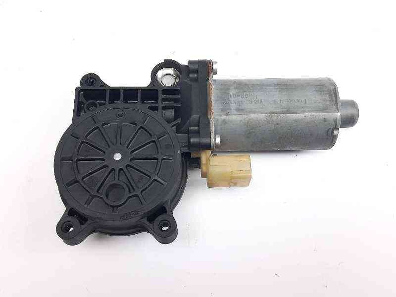 Recambio de motor elevalunas trasero derecho para volvo xc90 d5 momentum (136kw)(7 sitze) referencia OEM IAM 0130821776