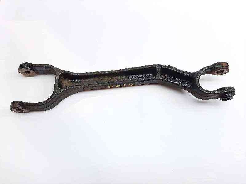 Recambio de brazo suspension inferior trasero derecho para volvo xc90 d5 momentum (136kw)(7 sitze) referencia OEM IAM 8630783