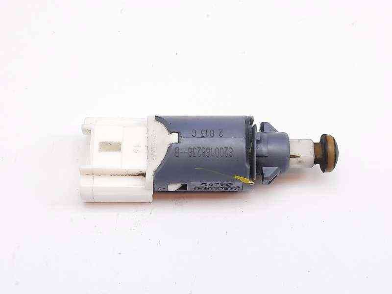 Recambio de interruptor para renault renault master iii furgón furgón (fv) 2.3 dci fwd referencia OEM IAM 8200168238B