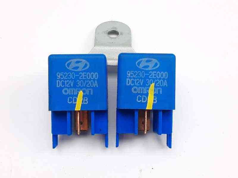 Recambio de caja reles / fusibles para hyundai tucson (jm) 2.0 crdi comfort referencia OEM IAM 952302E000