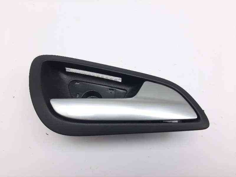 Recambio de maneta interior delantera derecha para ford focus lim. (cb8) titanium referencia OEM IAM AM51U22600CEW