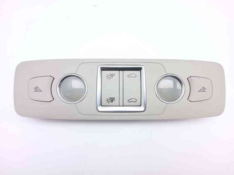 Recambio de luz interior para audi q7 (4lb) 3.0 tdi quattro referencia OEM IAM 4L0947112A