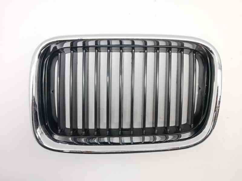 Recambio de rejilla paragolpes izquierda para bmw 3 (e36) 318 i referencia OEM IAM 21310526