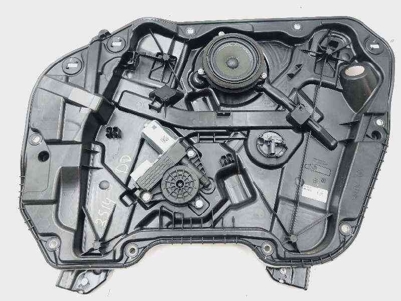 Recambio de elevalunas delantero derecho para bmw serie 1 lim. (f40) 118d referencia OEM IAM 1BW0004369 51337465248