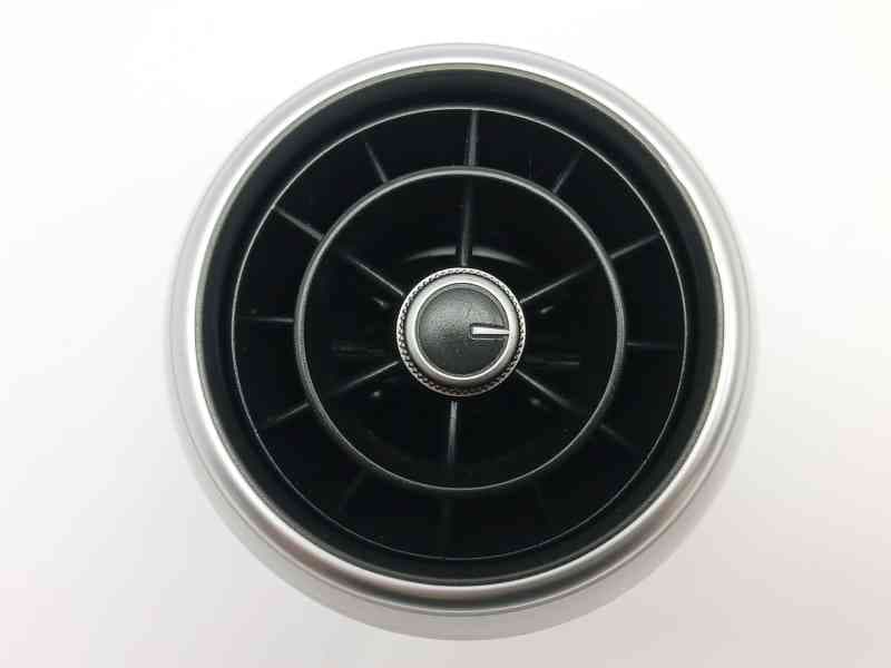 Recambio de rejilla aireadora para audi a1 (8x1, 8xk) 1.6 tdi referencia OEM IAM 8X1820902