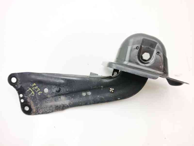 Recambio de brazo suspension inferior trasero derecho para skoda octavia iii combi (5e5, 5e6) 1.8 tsi referencia OEM IAM 5Q05052