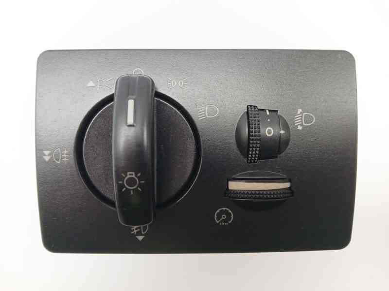 Recambio de mando luces para ford focus c-max (dm2) 2.0 tdci referencia OEM IAM 3M5T13A024AB
