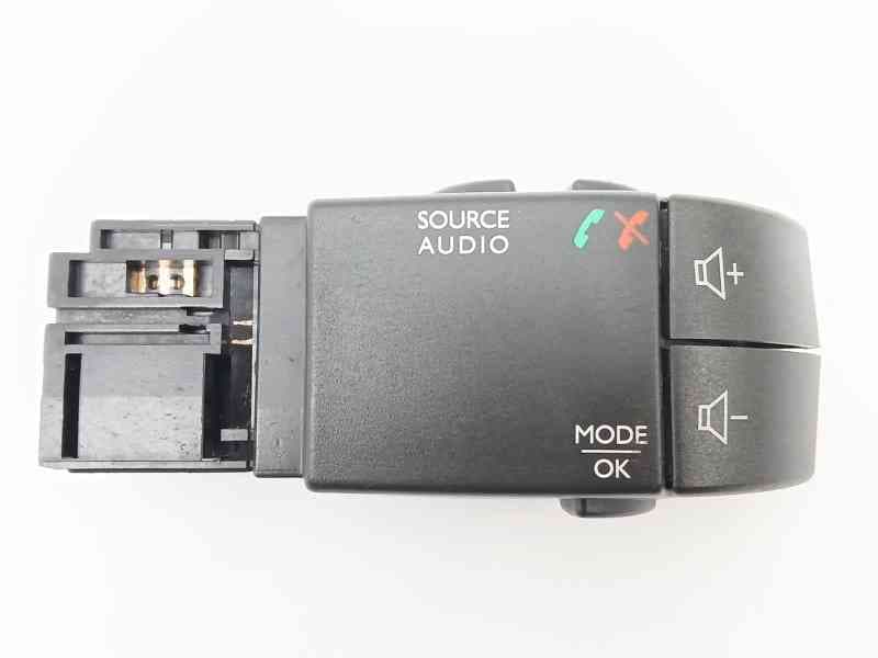 Recambio de mando multifuncion para dacia dokker furgoneta/monovolumen 1.5 blue dci 95 (fejl) referencia OEM IAM 255522448R