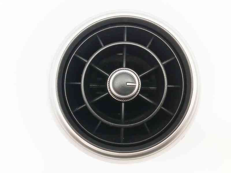 Recambio de rejilla aireadora para audi a1 (8x1, 8xk) 1.6 tdi referencia OEM IAM 8X1820951