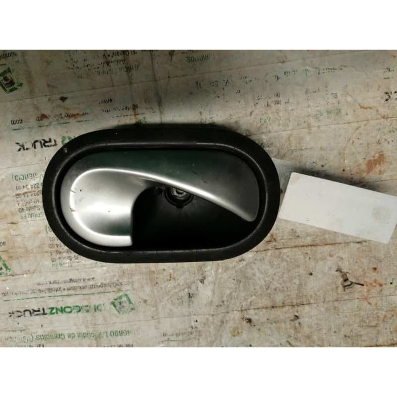 Recambio de maneta interior trasera derecha para renault megane ii familiar authentique confort referencia OEM IAM 8200028486 - Negro