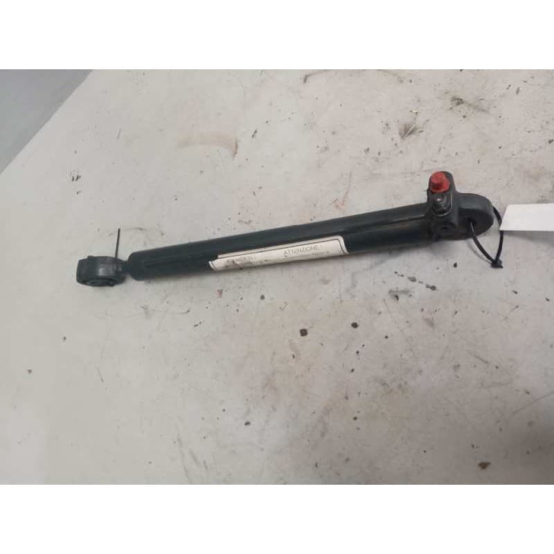 Recambio de brazo elevacion cabina para man m 2000 l/m 2000 evolution 6.9 diesel referencia OEM IAM 85417236018 - Blanco