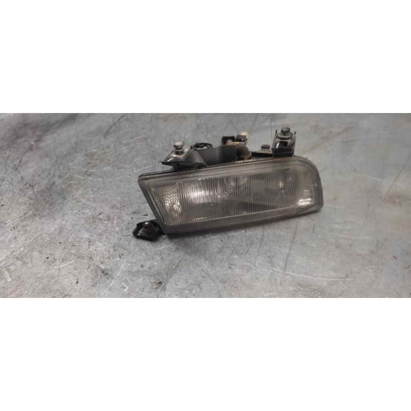 Recambio de faro antiniebla derecho para saab 9-3 cabrio 2.0 t referencia OEM IAM 2 PINS - Negro