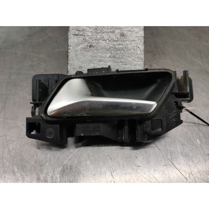 Recambio de maneta interior trasera izquierda para peugeot 208 ii (ub_, up_, uw_, uj_) 1.5 bluehdi 100 referencia OEM IAM - Blanco