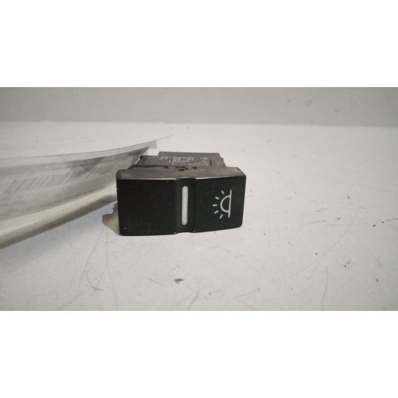 Recambio de interruptor para man tgx 18.480 12.4 diesel referencia OEM IAM 81255250211 - Blanco