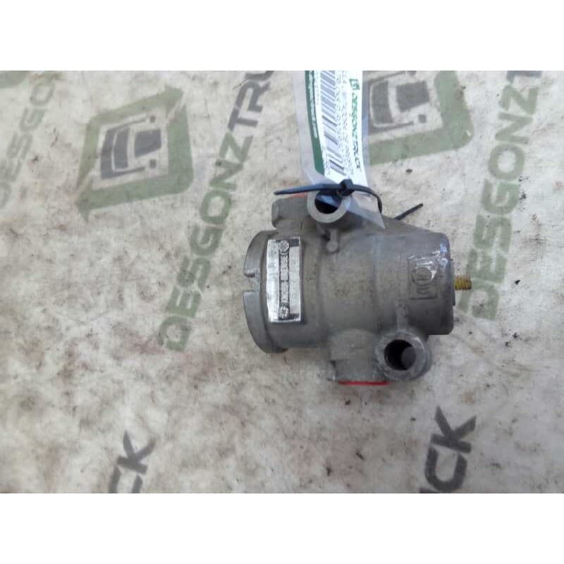Recambio de valvula aire para iveco eurocargo tector chasis (typ 120 el 21) larga distancia referencia OEM IAM AC156D VALVULA - Blanco