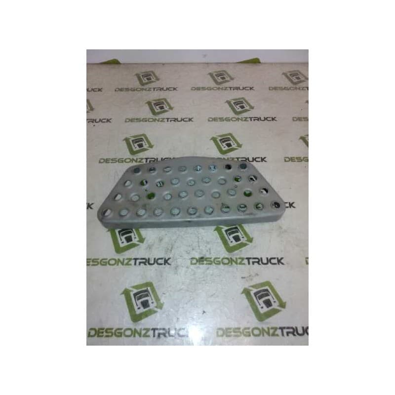Recambio de huella peldaño para man tg - a 18.480 fg / bb (e3/e4) l referencia OEM IAM DERECHO/BAJO