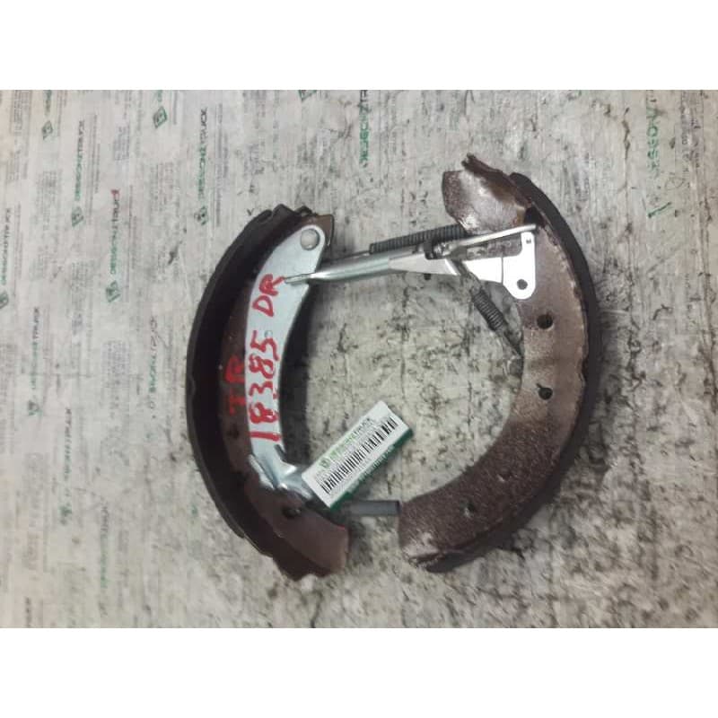 Recambio de zapatas de freno traseras para fiat ducato caja cerrada (desde 03.94) d 2,8 batalla 2850 referencia OEM IAM DEREC - Blanco