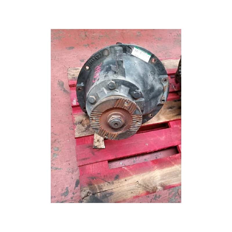 Recambio de grupo para man le 14.225 llc referencia OEM IAM 1024 81350106111 RATIO:4.63.1/8X37 - Rojo