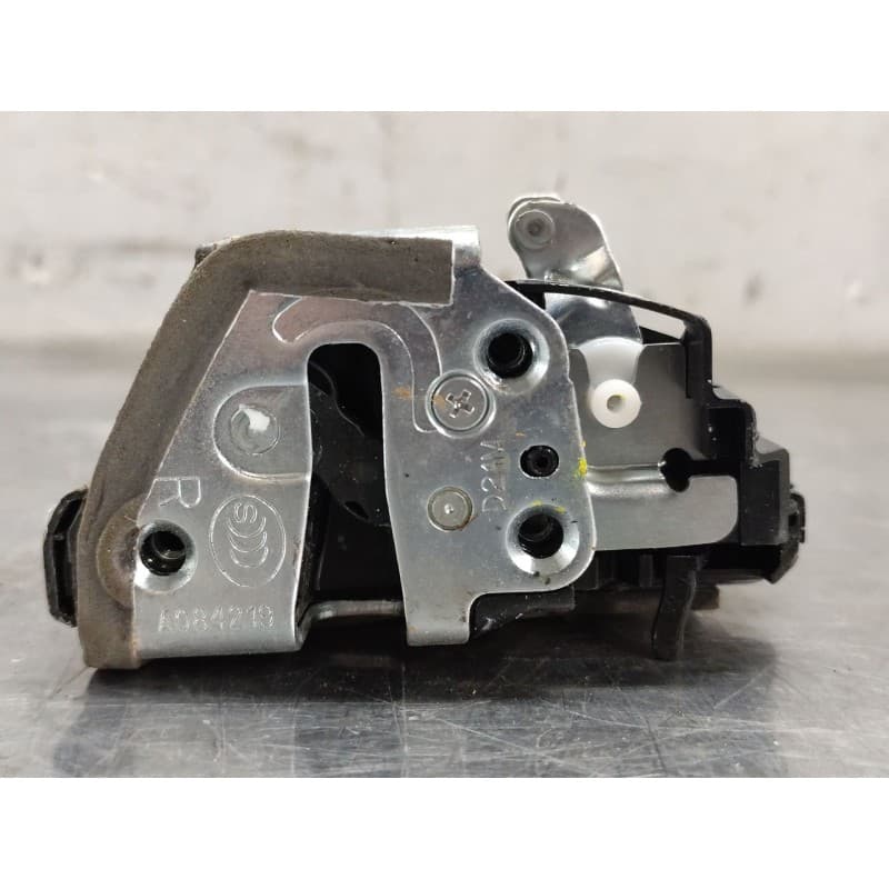 Recambio de cerradura puerta trasera izquierda para toyota auris (_e18_) 1.8 hybrid (zwe186_) referencia OEM IAM A084219 - Blanco