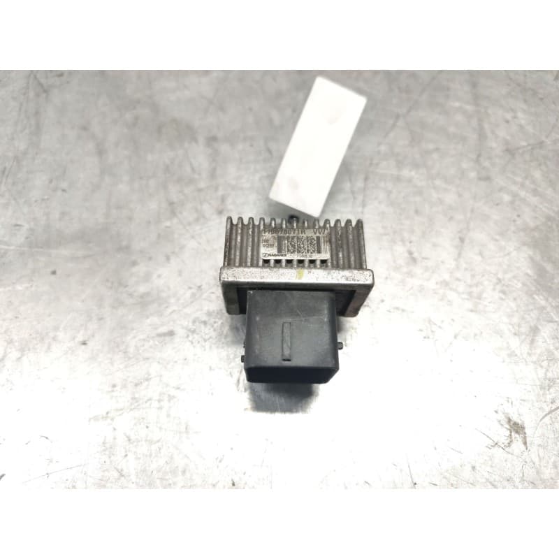 Recambio de caja precalentamiento para dacia dokker furgoneta/monovolumen 1.5 dci 75 / blue dci 75 (fejw, feah) referencia OEM I - Blanco
