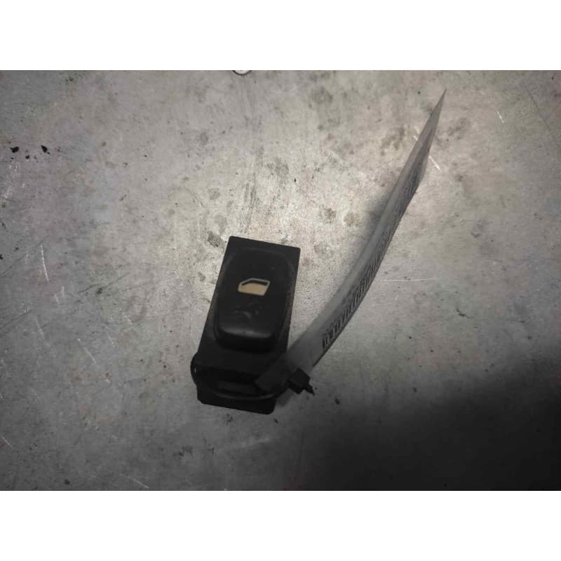 Recambio de mando elevalunas trasero izquierdo para peugeot 307 break / sw (s1) break xs referencia OEM IAM 96360166XT 4 PINS - Negro