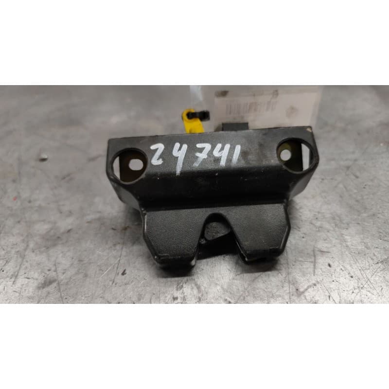 Recambio de cerradura maletero / porton para renault laguna (b56) 1.8 16v rt referencia OEM IAM - Blanco