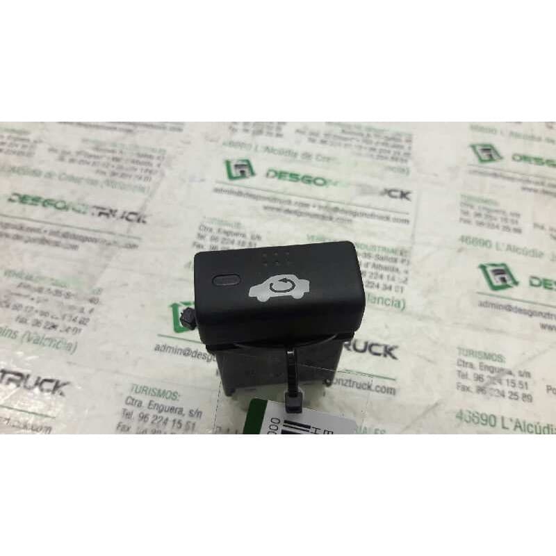Recambio de boton recirculacion del aire para honda civic berlina .5 (ma/mb) 1.4 (ma8/mb2) referencia OEM IAM