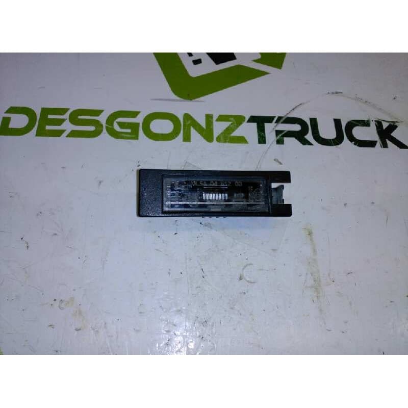Recambio de piloto matricula para opel astra h berlina 1.7 16v cdti referencia OEM IAM 13139990 - Gris