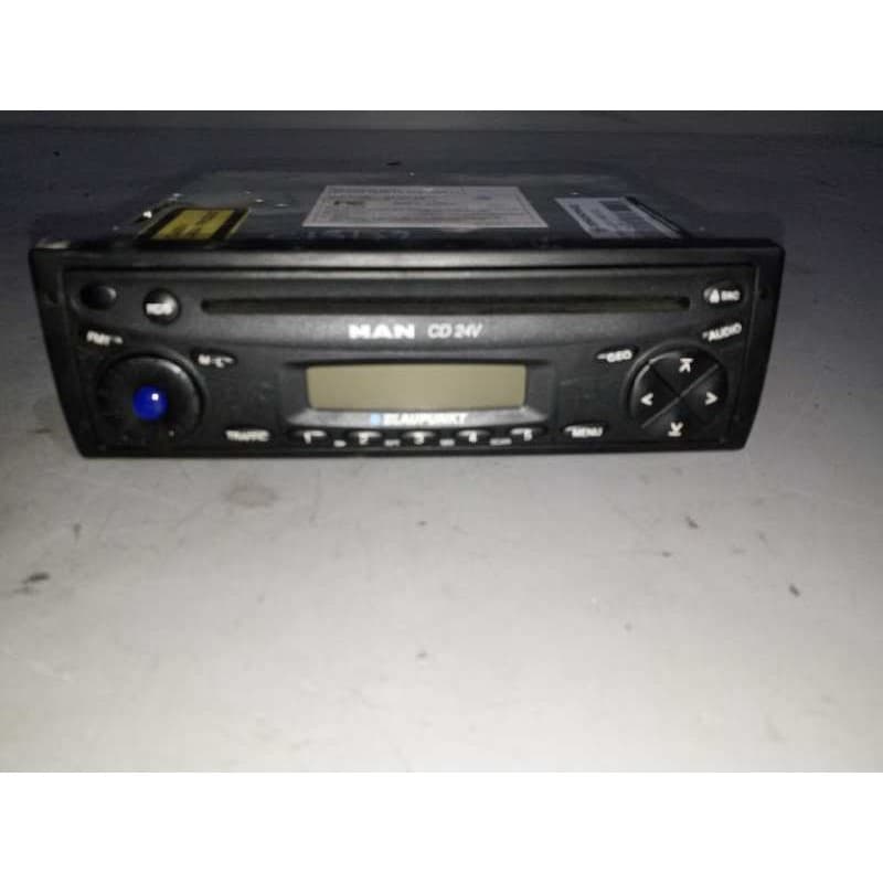 Recambio de sistema audio / radio cd para man le 14.225 llc referencia OEM IAM 81281016167 76070050294 - Rojo