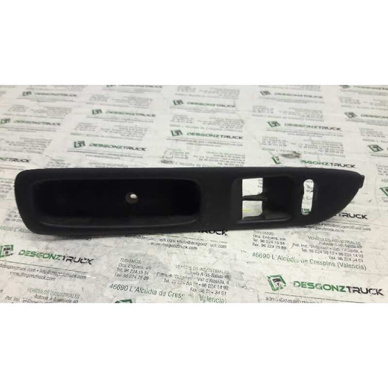 Recambio de embellecedor mando elevalunas para honda civic berlina .5 (ma/mb) 1.4 (ma8/mb2) referencia OEM IAM DEL. IZQ.