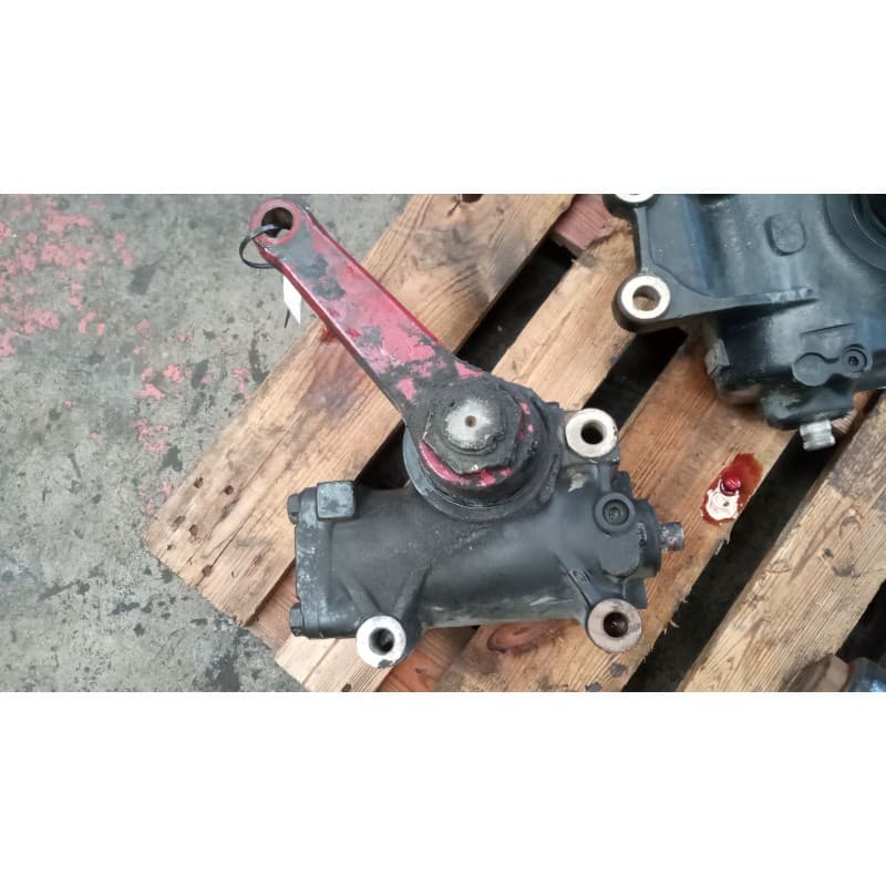 Recambio de caja direccion para renault m 180/210/230.13/16 midliner 6.2 diesel referencia OEM IAM 8095955108 - Blanco