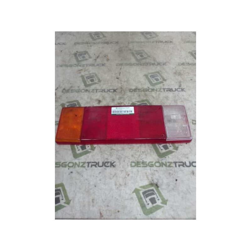 Recambio de piloto trasero izquierdo para nissan trucks eco-t eco-t 100 referencia OEM IAM TULIPA IZQUIERDA