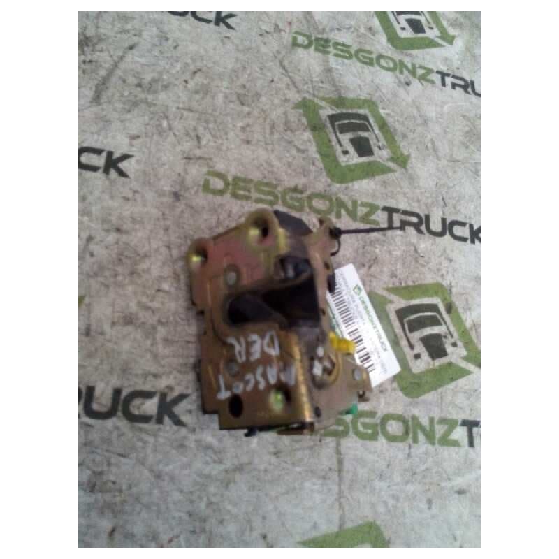 Recambio de cerradura puerta delantera derecha para renault trucks mascott 160 dxi referencia OEM IAM