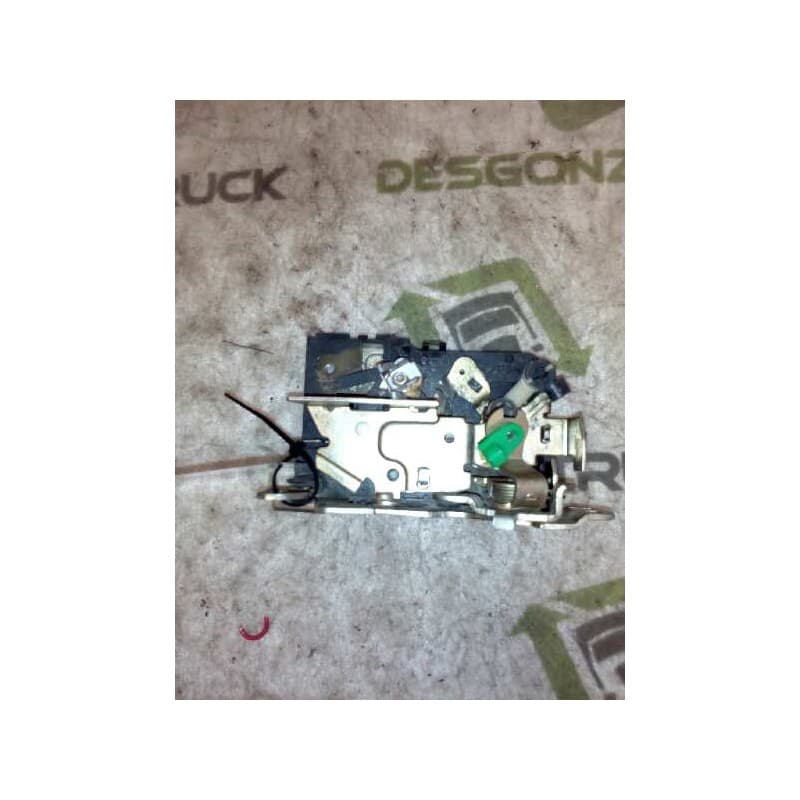 Recambio de cerradura puerta delantera derecha para iveco trucks daily 35s9 referencia OEM IAM