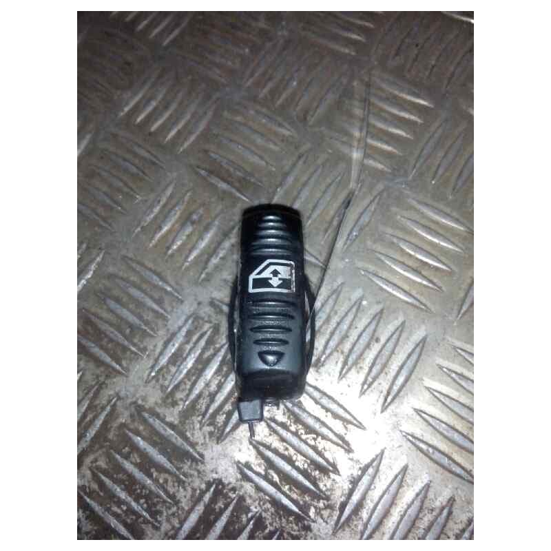 Recambio de mando elevalunas delantero izquierdo para scania serie 4 (p/r 164 l) fsa 480 (4x2) e3 largo cr 19 a referencia OEM I - Blanco