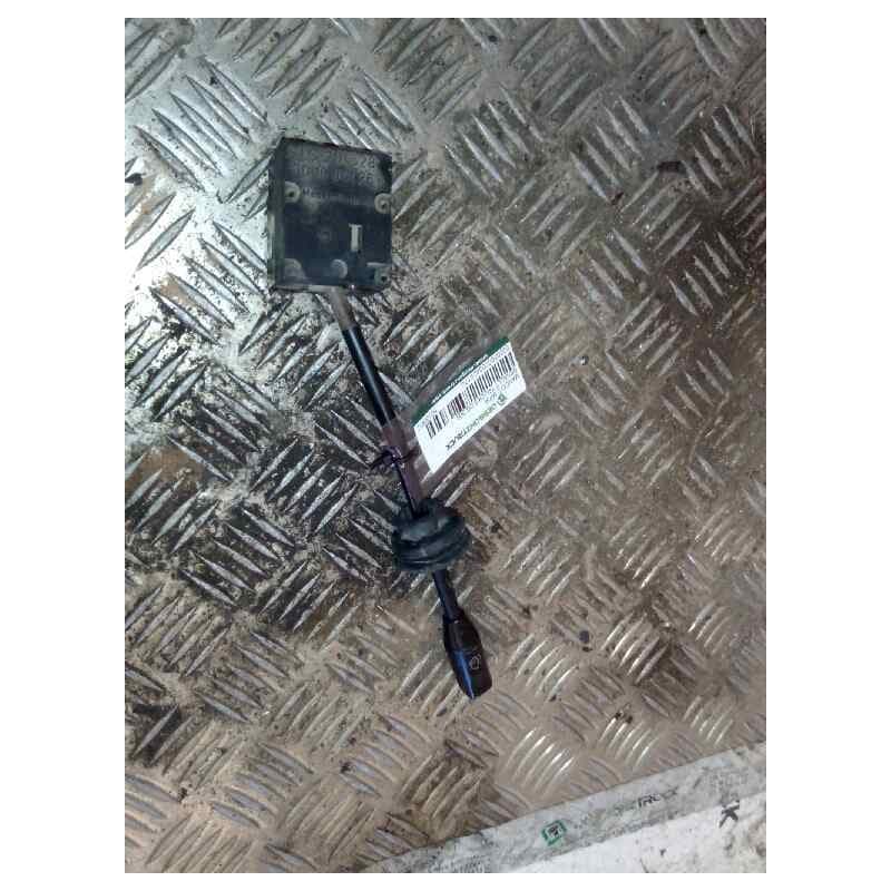 Recambio de mando limpia para renault trucks dg 300 referencia OEM IAM 5010041267 - Blanco