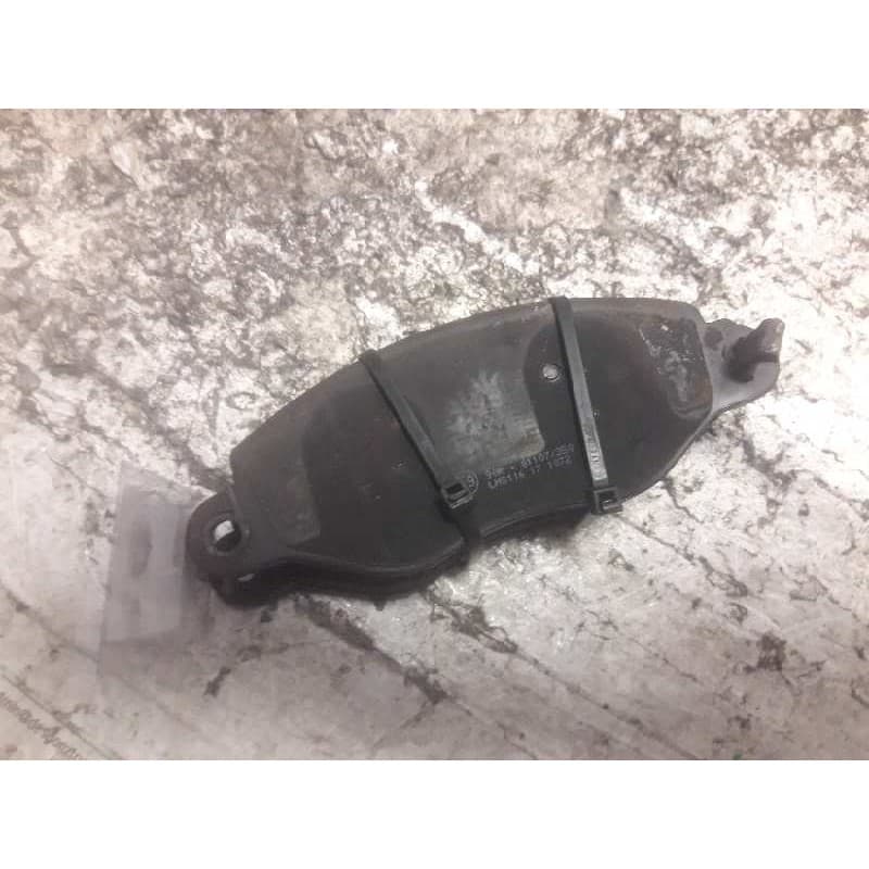 Recambio de pastillas de freno delanteras para ford transit mod. 2000 combi ft 260 2.0 corto referencia OEM IAM 90R01107350 DERE - Blanco