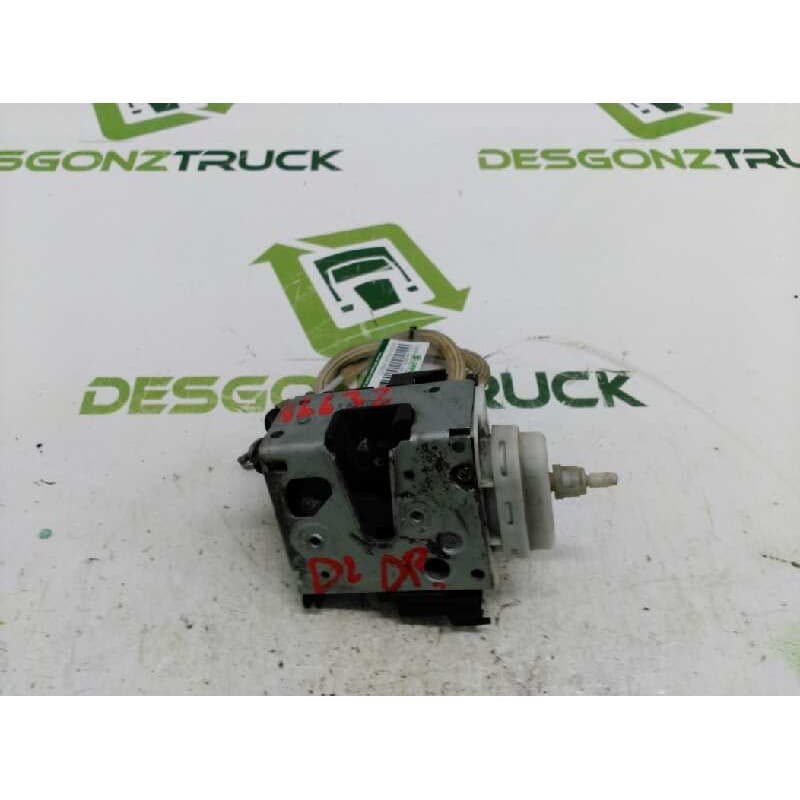Recambio de cerradura puerta delantera derecha para audi a4 berlina (b5) 1.9 tdi referencia OEM IAM - Rojo