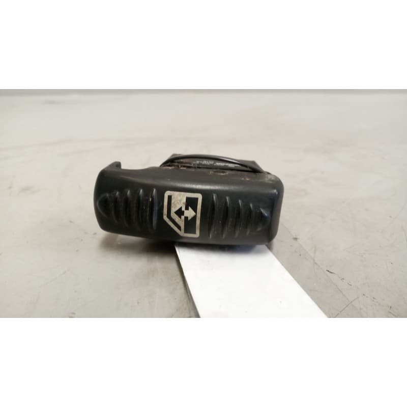 Recambio de mando elevalunas delantero izquierdo para scania serie 4 (p/r 164 c) fsa 480 (4x2) e3 largo cr 19 a referencia OEM I - Blanco